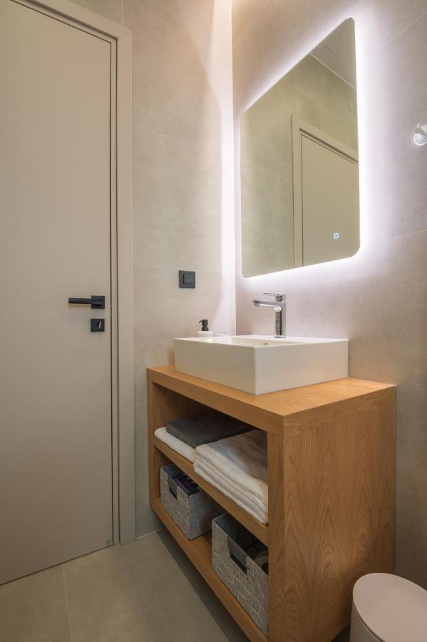 Palaia Luxury Suite Volos Exteriör bild